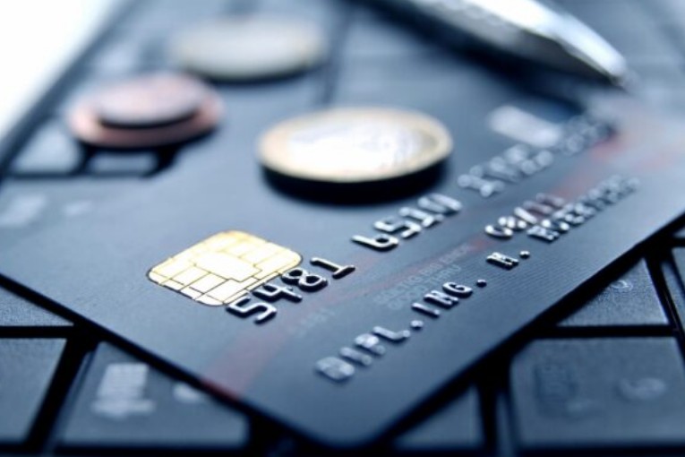 Cracking the Code: How Credit Data and Alternative Data Sources Transform Your Marketing Decisions